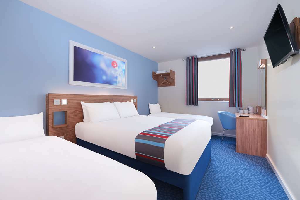 Travelodge Nottingham Riverside Habitación foto