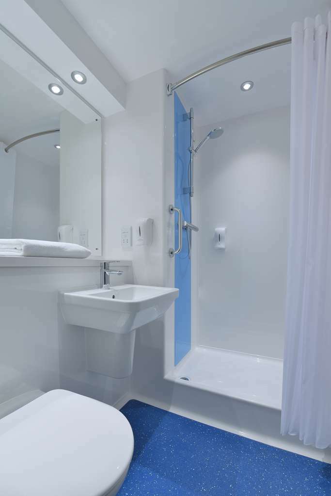 Travelodge Nottingham Riverside Habitación foto